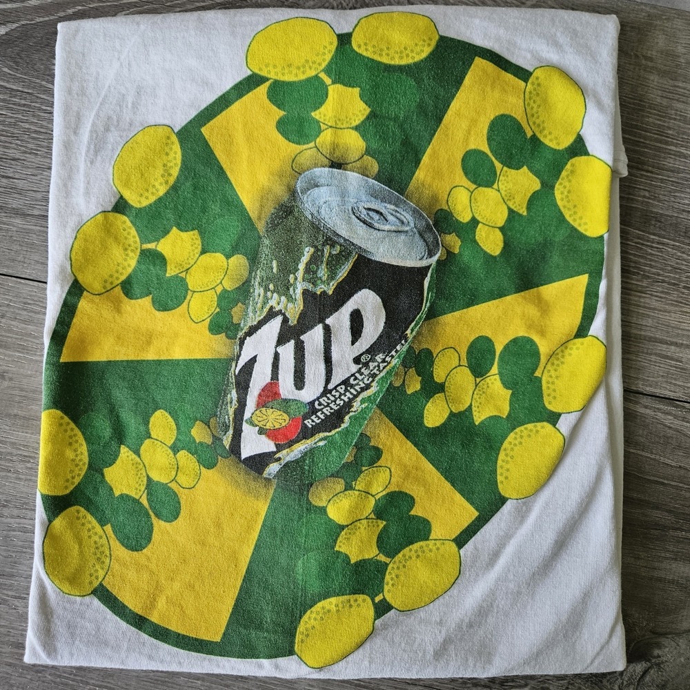 Vintage Y2K 7 Up Soda Graphic Novelty T Shirt Promo Advertising Size XXL Cotton